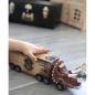 Ciężarówka Dino z wyrzutnią i samochodzikami / Woopie Ciężarówka Dino z wyrzutnią i samochodzikami / Woopie