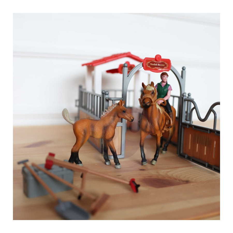 Zagroda dla koni + figurki 18 el. / Woopie