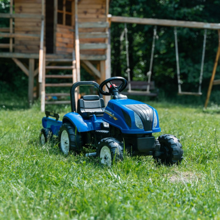 Traktor na pedały z przyczepką New Holland / Falk