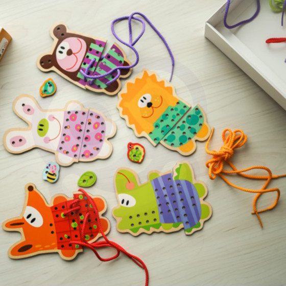 Zwierzątka do sznurowania 5w1 / Tooky toy