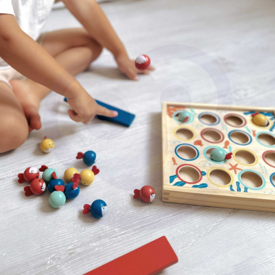 Gra zręcznościowa latające rybki 19 el. / Tooky toy
