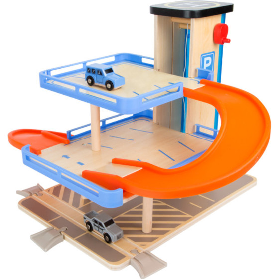 Parking centralny z windą 3 poziomowy / Small Foot Design