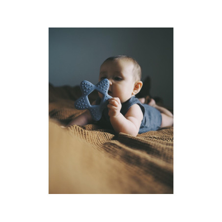 Gryzak sensoryczny Gwiazdka Powder Blue / Filibabba