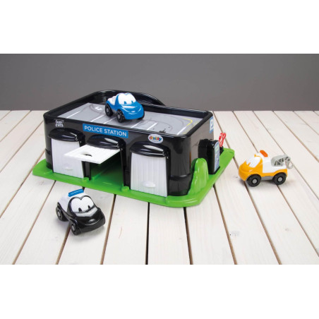 Garaż policyjny z 3 autkami Fun Cars / Dantoy