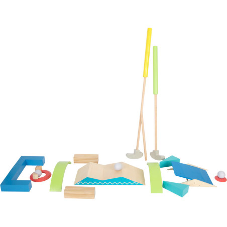 Mini golf z trasą przeszkód / Small Foot Design