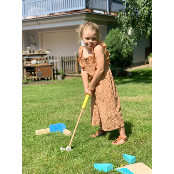 Mini golf z trasą przeszkód / Small Foot Design