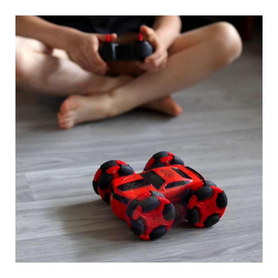 Zdalnie sterowane auto RC 360 / Woopie
