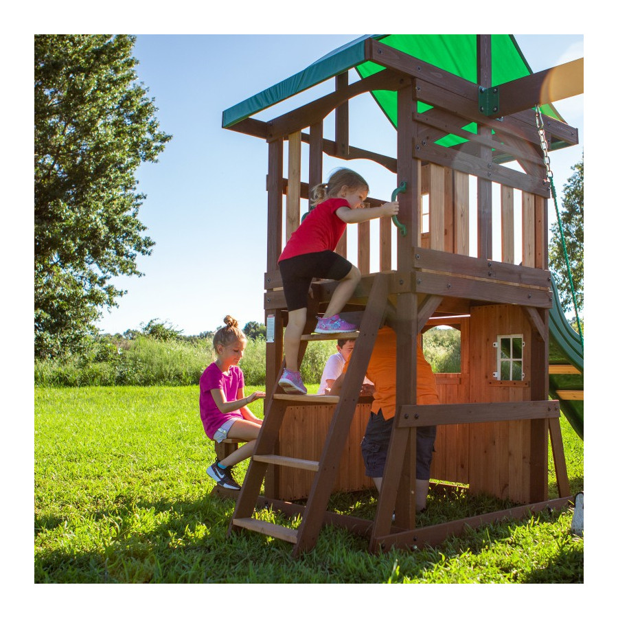 Plac zabaw Lakewood Backyard / Discovery