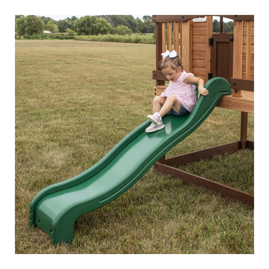 Plac zabaw Echo Heights Backyard / Discovery