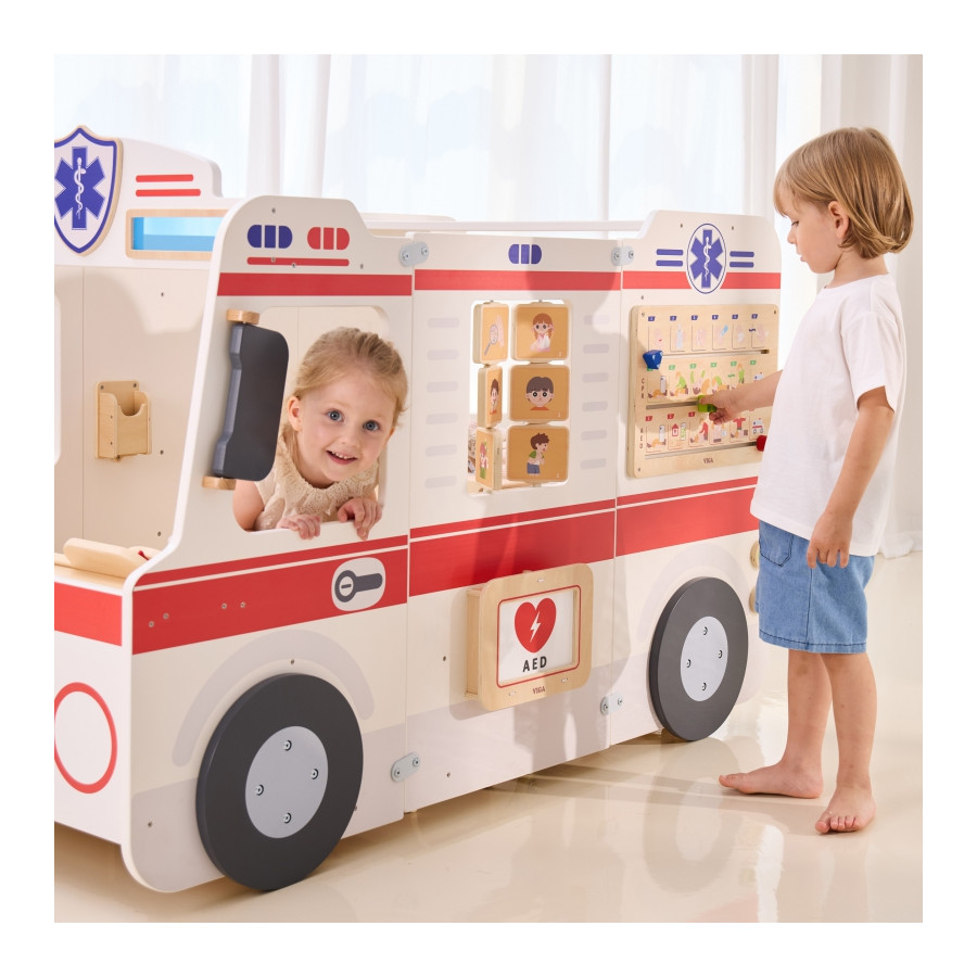 Duży ambulans z akcesoriami / Viga