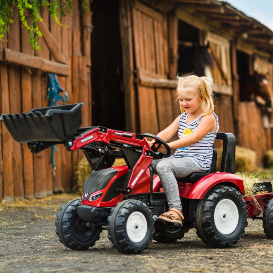 Traktor na pedały z przyczepką i łyżką Valtra / Falk