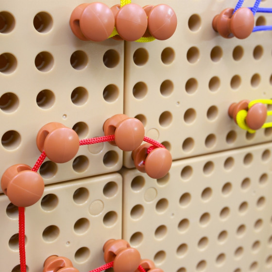 Zestaw sznurków i kołeczków do tablicy STEM 260 el. / Masterkidz