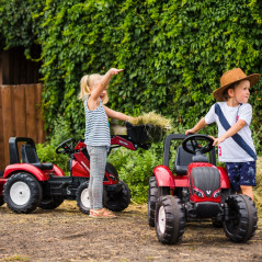 Traktor na pedały Valtra S4 z przyczepką / Falk