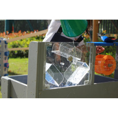 Stolik wodny-piaskowy z wodospadem i kołowrotkiem / Classic world