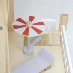 Domek dla lalek z laleczkami i akcesoriami / Viga