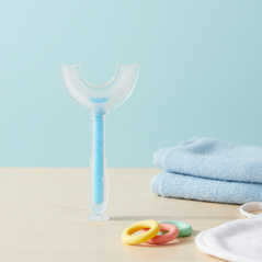 Szczoteczka silikonowa do zębów w kształcie U Niebieska / Bocioland