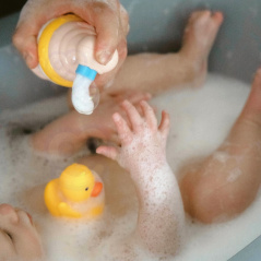 Dozownik mydła niebieska Kaczuszka + zabawki / Woopie