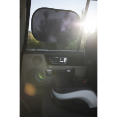 Osłonki przeciwsłoneczne do auta 2 szt. / BeSafe