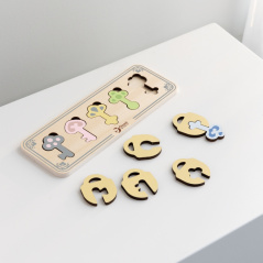 Układanka dopasuj klucze i zamki / Classic world