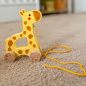 Żyrafka na sznurku do ciągnięcia / Tooky Toy Żyrafka na sznurku do ciągnięcia / Tooky Toy