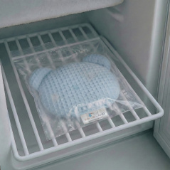 Termofor miś z pestkami wiśni i lawendą 180g Niebieski / Bocioland