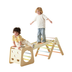 Trójkąt wspinaczkowy ze zjeżdżalnią / Classic World