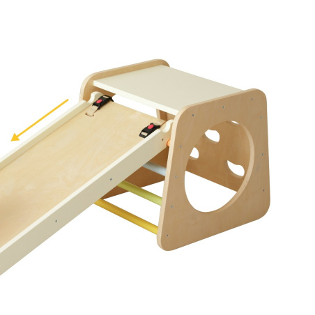 Trójkąt wspinaczkowy ze zjeżdżalnią / Classic World