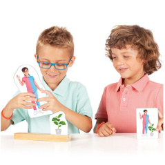 Gra edukacyjna Nauka stron i kierunków / Akros