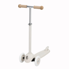 Hulajnoga z koszykiem ECO Ivory / Banwood