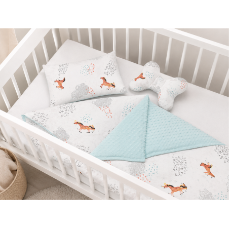 Komplet pościeli kołderka + poduszka 60x80+30x40 cm + motylek Koniki zielone / Szumisie
