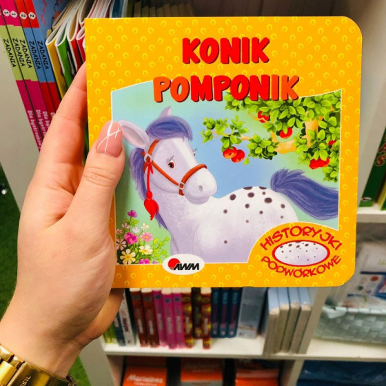 Książeczka Konik Pomponik historyjki podwórkowe - Joanna Wiśniewska / Awm